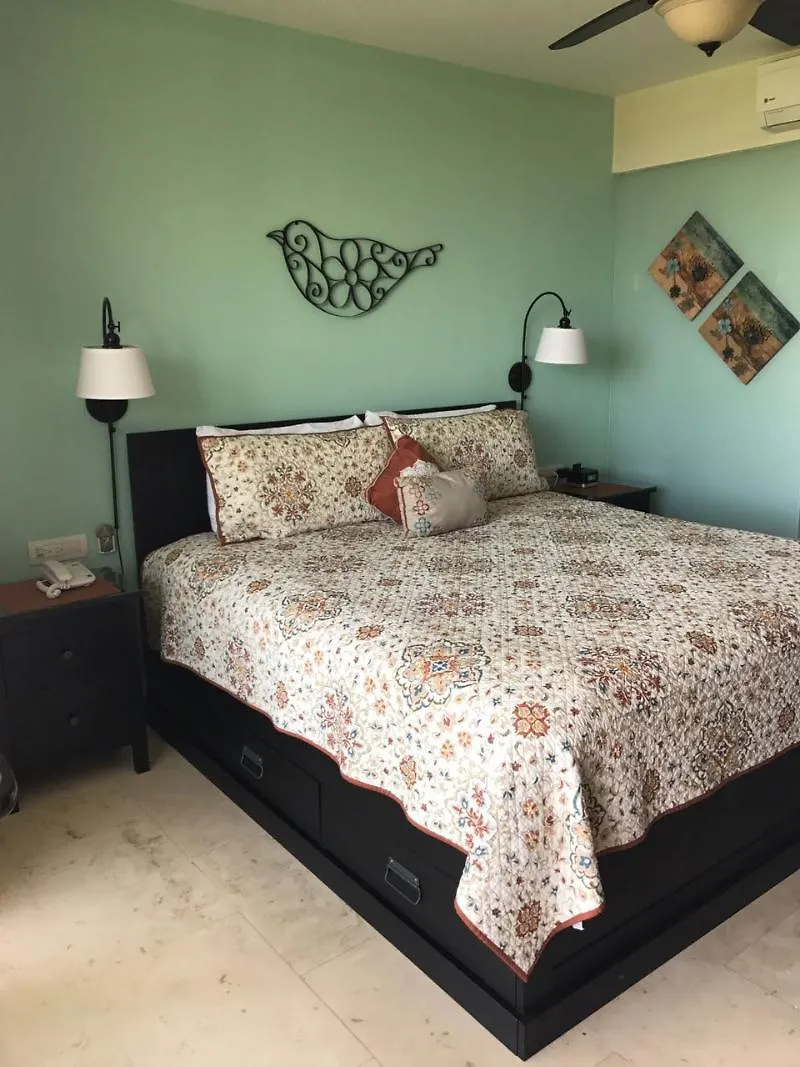 Anah Luxury Condos By Baitna Playa del Carmen Mexique